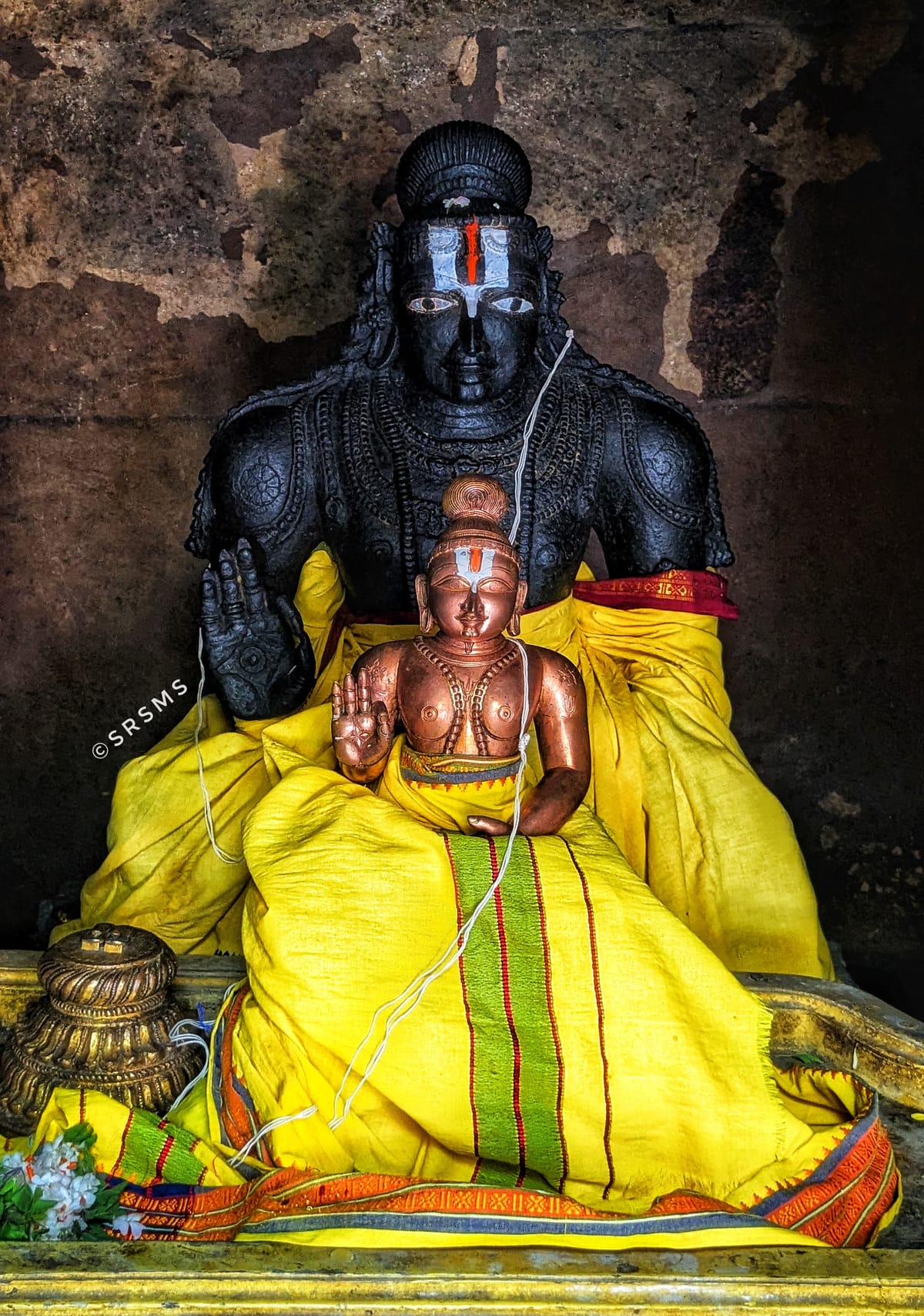 🌿 Nammāzhvār — The Voice That Became the Heart of Bhakti